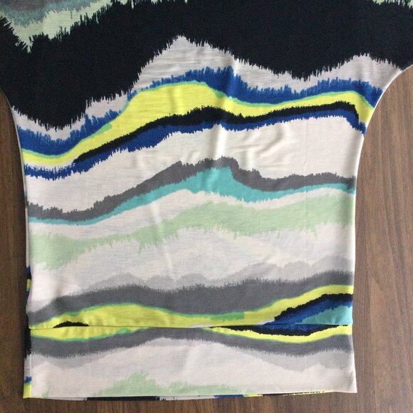 Vibrant Blue Heart Jewelry Scarf & Le Grenier 3/4 Sleeve Tee Set – Bold Print - Picture 6 of 9